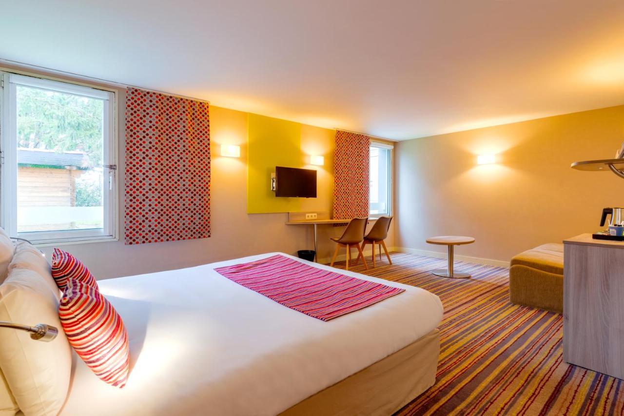 คีเรียด์ลีออนเอส-เซนต์บอนเน้ตเดอมูร์ Hotel แซงต์-บอนเนต์-เดอ-มูร์ ภายนอก รูปภาพ