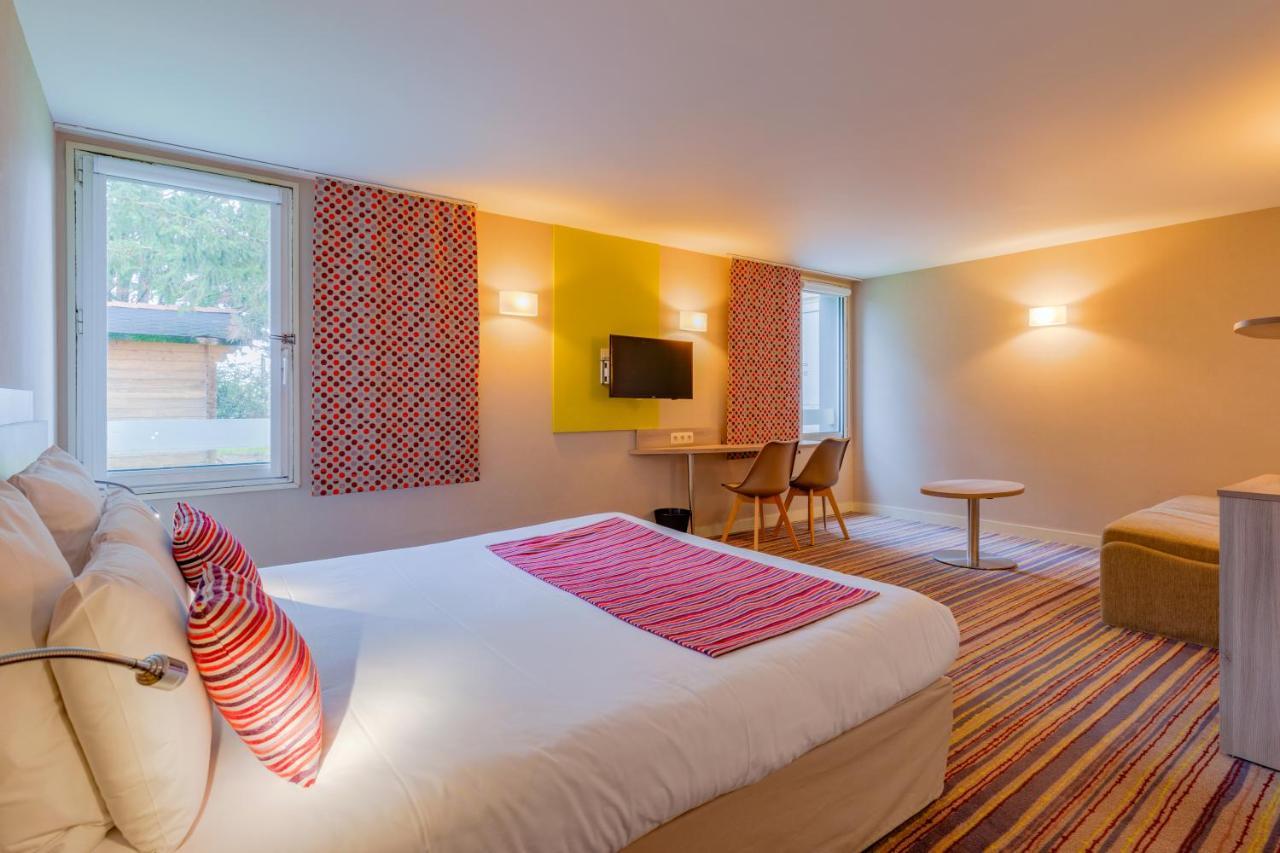 คีเรียด์ลีออนเอส-เซนต์บอนเน้ตเดอมูร์ Hotel แซงต์-บอนเนต์-เดอ-มูร์ ภายนอก รูปภาพ