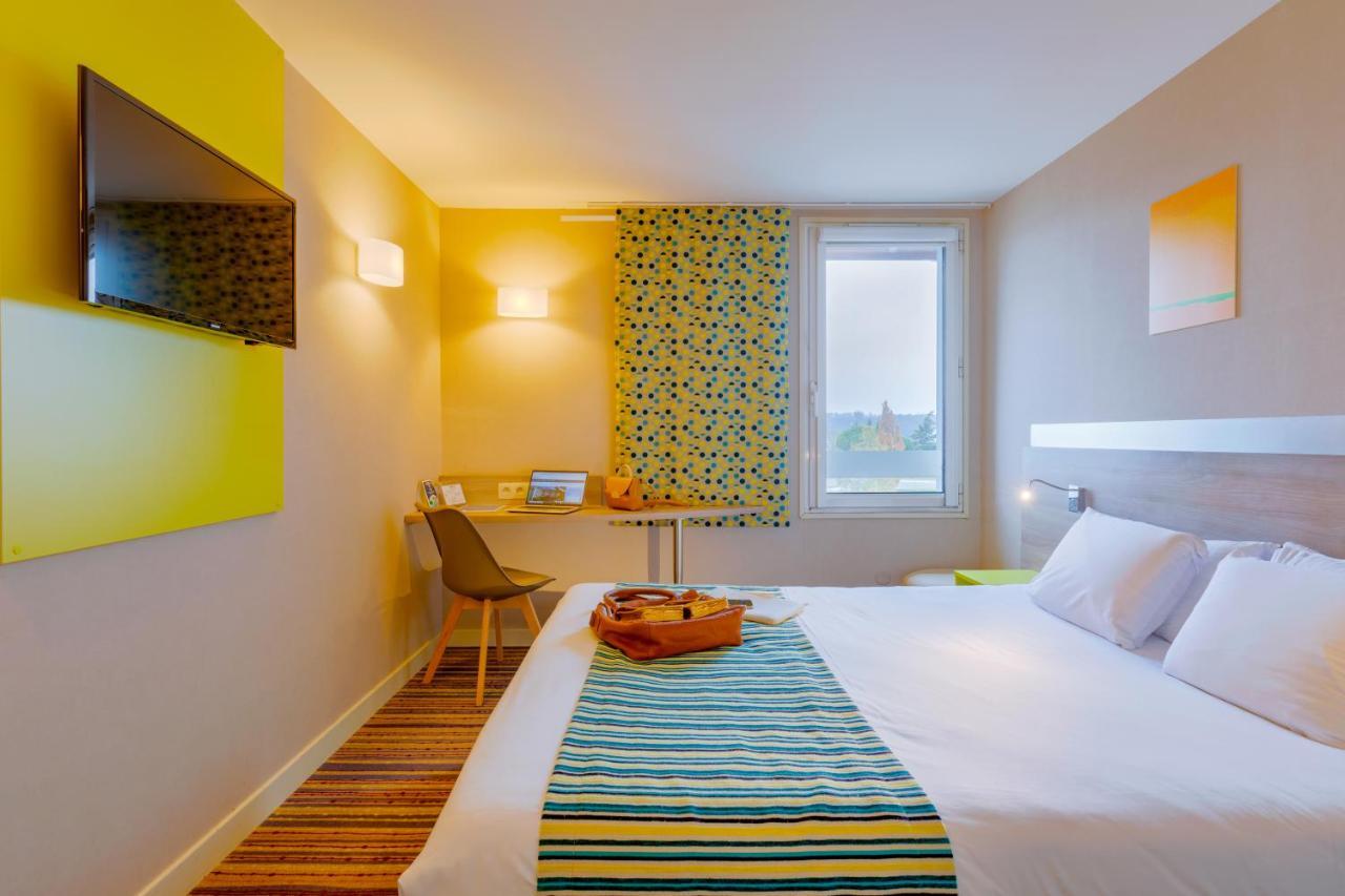 คีเรียด์ลีออนเอส-เซนต์บอนเน้ตเดอมูร์ Hotel แซงต์-บอนเนต์-เดอ-มูร์ ภายนอก รูปภาพ